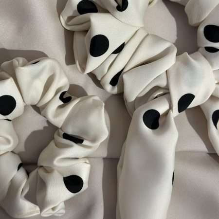Satynowa gumka do włosów Marilyn M